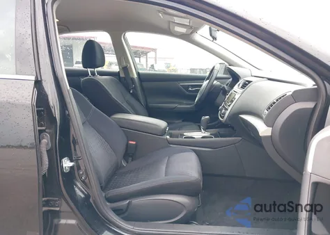 2018 Nissan Altima 2.5 Sv z USA, uszkodzony, nr VIN 1N4AL3AP9JC269077